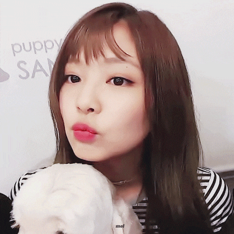 고양이처럼 생긴 블랙핑크 제니 | 인스티즈