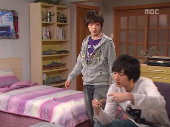 [거침없이하이킥] 민호보다 더 크게 다쳤는데 사람들이 몰라줘서 억울한 윤호.jpg | 인스티즈