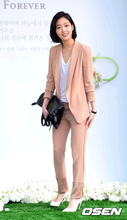 상큼하고 정갈한 김고은 | 인스티즈