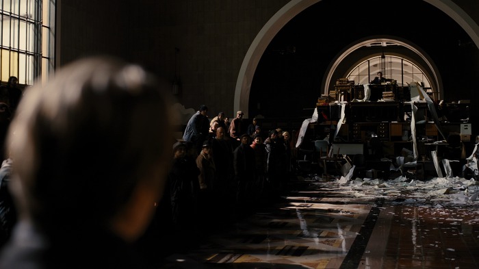  깨알같은 분량으로 다크나이트 트릴로지 모두 출연한 킬리언 머피.jpgif | 인스티즈