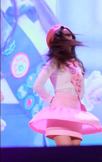 청순컨셉 걸그룹의 빙그르르 도는 안무에 대한 고찰 | 인스티즈