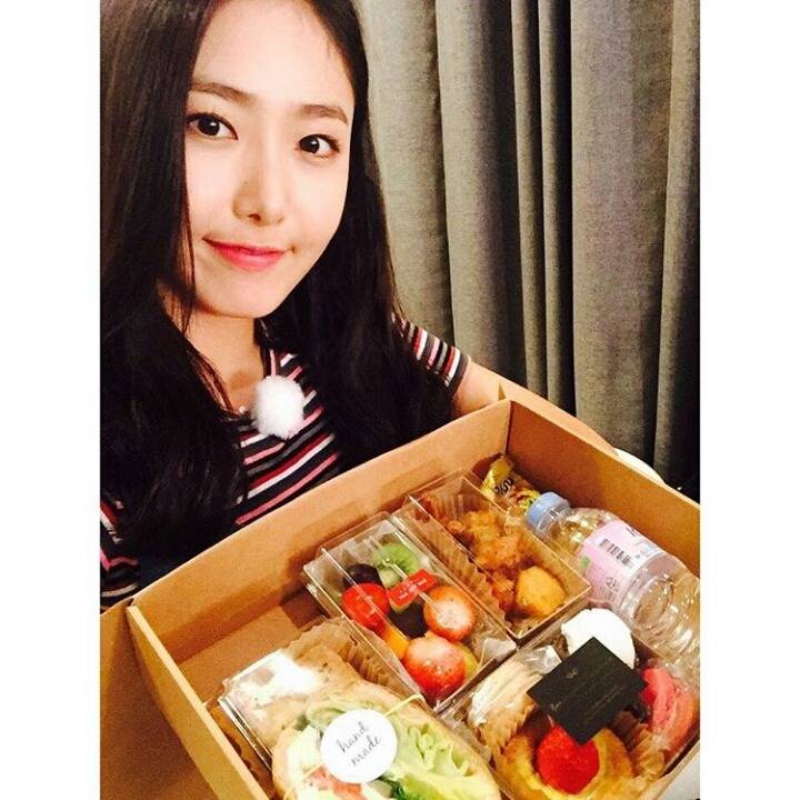 실제 나이보다 성숙해보인다는 말을 들은 적이 있다는 신인 여자 아이돌 멤버 | 인스티즈