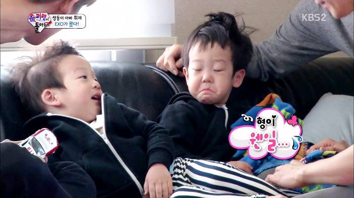 [슈퍼맨이돌아왔다] 이서언의 광대는 거짓말을 하지 않쟈나ㅋㅋㅋㅋㅋㅋㅋ (feat.엑소형들) | 인스티즈