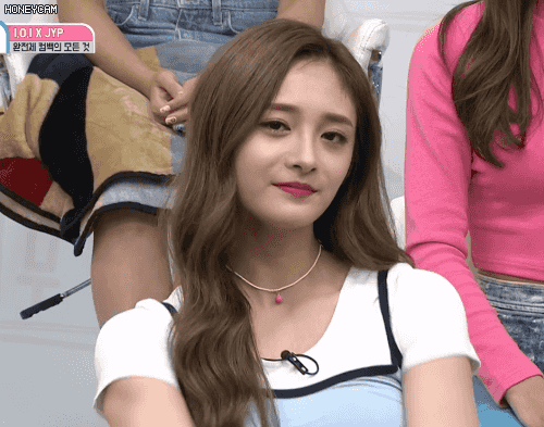 노량진 핵미모 정채연을 따라하는 주결경 | 인스티즈