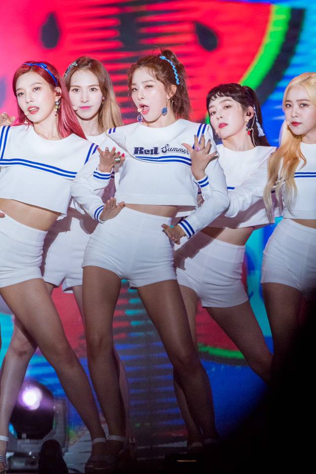 어제자 마린룩 레드벨벳 슬기 | 인스티즈