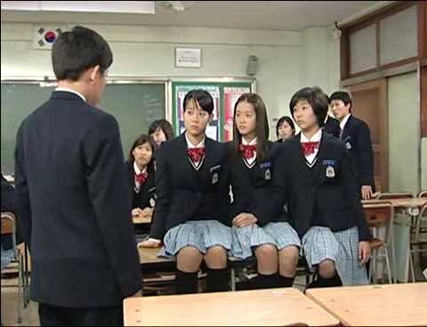 [반올림1] 여자한테 차이고 부들부들거리며 몰카찍은 한남 | 인스티즈