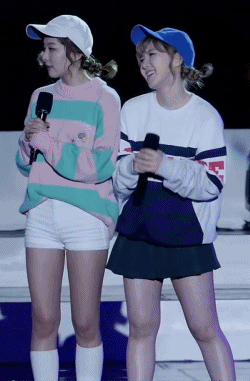 레드벨벳 슬기 왼쪽 어깨 뒤.jpgif | 인스티즈