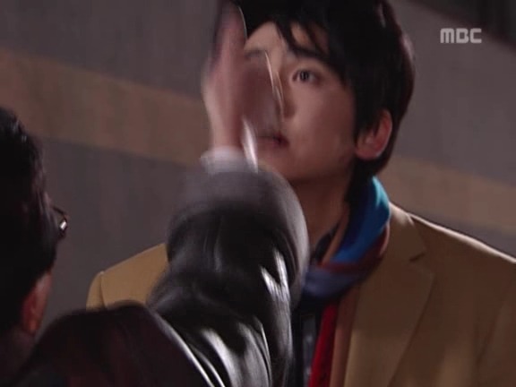 [거침없이하이킥] 말귀를 못알아듣는 민용이네 식구들ㅋㅋㅋㅋㅋ.jpg | 인스티즈