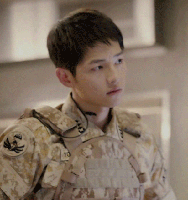 태양의후예 스텝들이 편집하다가 현실 소리질렀다는 장면 | 인스티즈