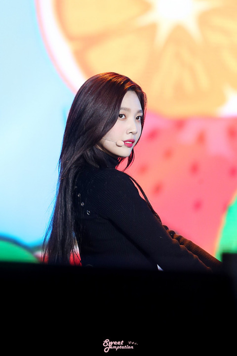 레전드 찍은 코뮤페 올블랙 조이.jpg | 인스티즈