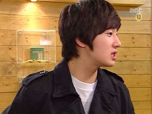 [거침없이하이킥] 민호보다 더 크게 다쳤는데 사람들이 몰라줘서 억울한 윤호.jpg | 인스티즈