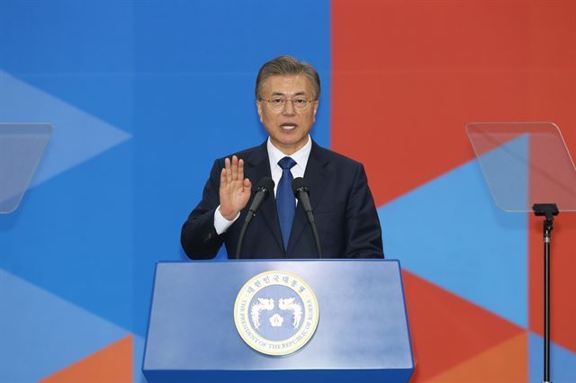 문재인 대통령이 꿈에서 여러번 봤다는 사람..gif | 인스티즈