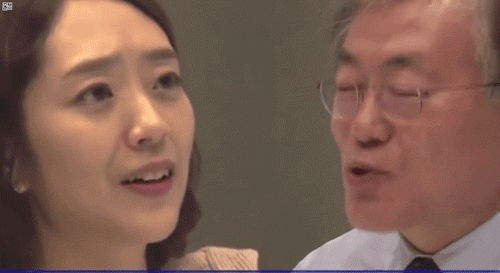 문재인 대통령이 꿈에서 여러번 봤다는 사람..gif | 인스티즈