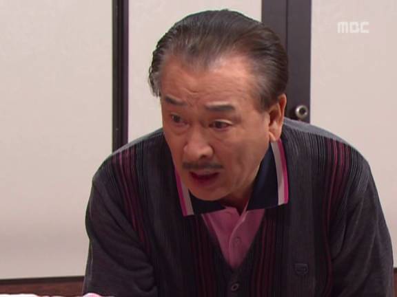 [거침없이하이킥] 순재에게 똥침당한 효자 준하.jpg | 인스티즈