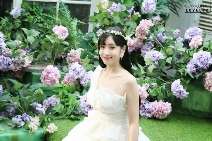 [러블리즈] 무민 안경닦이를 선물받아서 지애누나 | 인스티즈