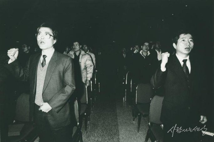 문재인 대통령이 꿈에서 여러번 봤다는 사람..gif | 인스티즈