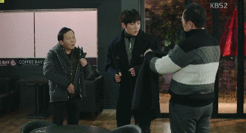 여친 아버지 앞에서 여친한테 키스했다가 개극딜 당하는 남주ㅋㅋㅋㅋ.gif | 인스티즈