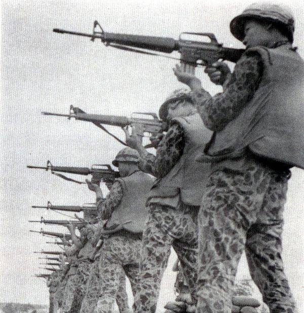 자칭 밀덕 전문가들에게 대혼란을 선물한 어머님 사격법 | 인스티즈