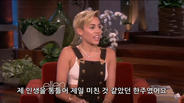 마일리 사이러스 mtv 충격과 공포의 퍼포먼스 | 인스티즈