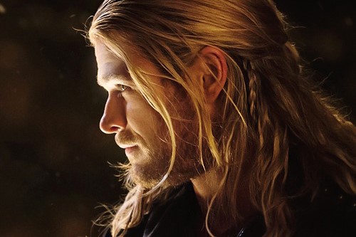  토르씨가 빨리 머리 길렀으면 좋겠어... 정말 너무 안타까워..... | 인스티즈