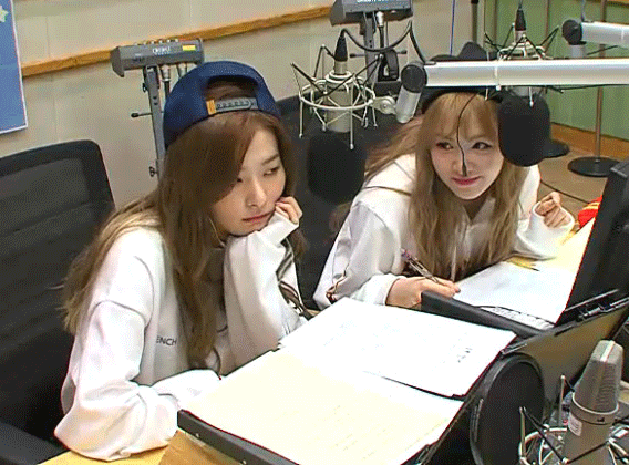 레드벨벳의 (호)구사즈.jpgif | 인스티즈