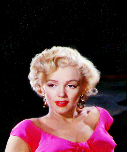 실제로보면 남자여자 상관없이 모두 홀렸다는 마릴린먼로 | 인스티즈