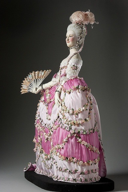 마리 앙투아네트가 입었던 드레스들.jpg | 인스티즈