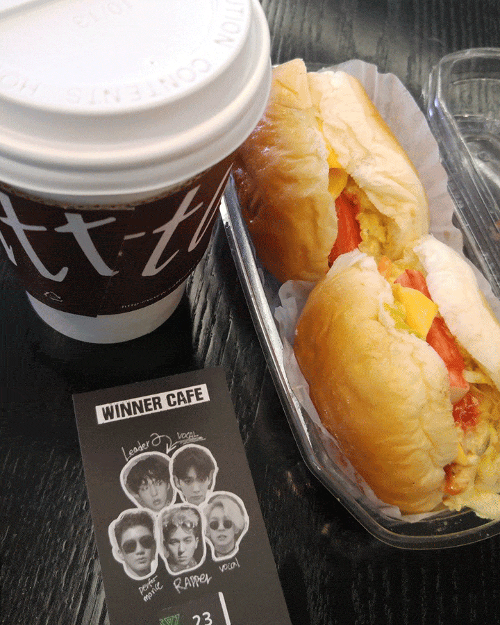 내 팬은 내가 챙긴다! 아이돌들의 #역조공 | 인스티즈