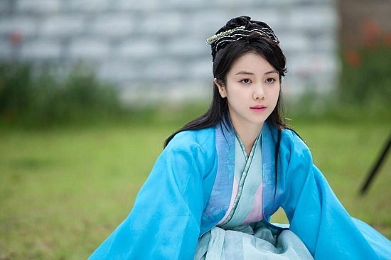 걸크러쉬 배우 총집합 가상 시나리오 [김태리x김혜수x김옥빈등] | 인스티즈