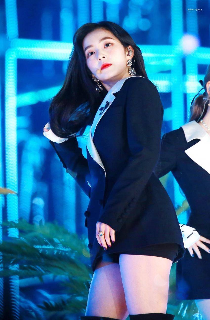 블랙이 잘어울리는 아이린.jpg | 인스티즈