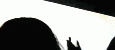 어벤져스 공식 트레일러에서 빠진 유출 장면.gif | 인스티즈