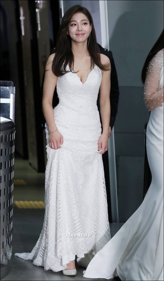 설인아 (96.01.03 & 167cm) - 2017 MBC 연예대상 | 인스티즈