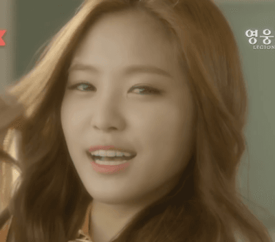 윙크하는 나은이 | 인스티즈