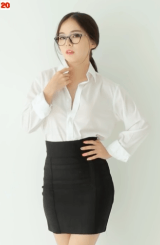 크리스마스 루돌프가 된 하늘.gif | 인스티즈