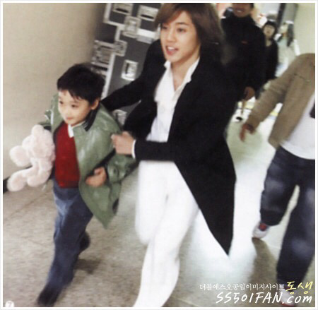 진짜라고 믿었던 사람이 은근 많았던 아이돌 페이크 다큐(feat.2세대 아이돌).jpg | 인스티즈