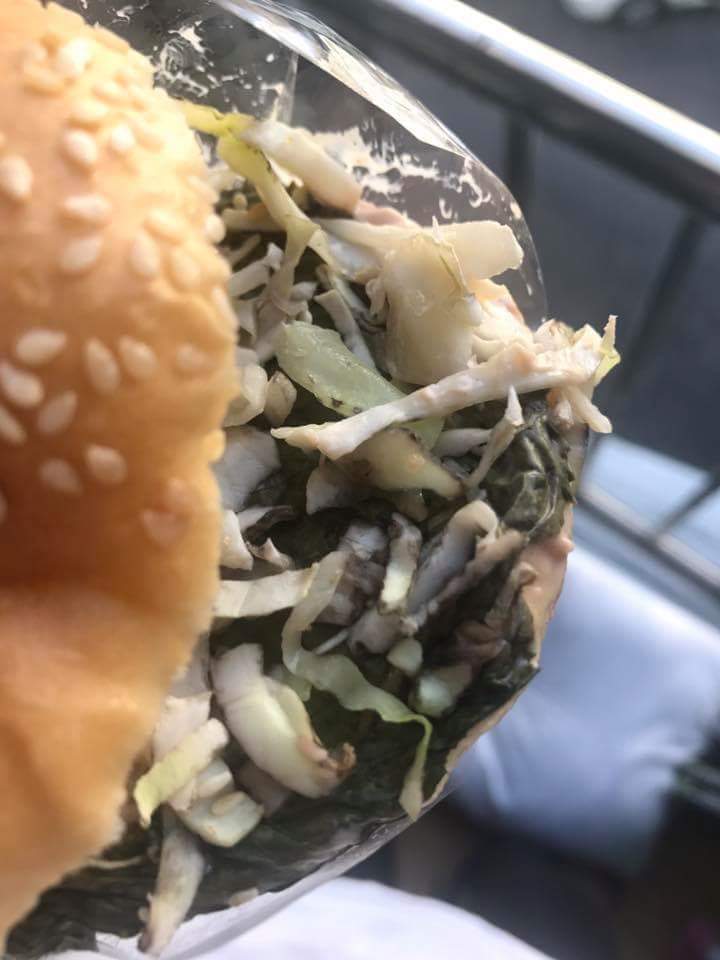 파리바게트에서 통통한 새우버거를 샀는데...! | 인스티즈