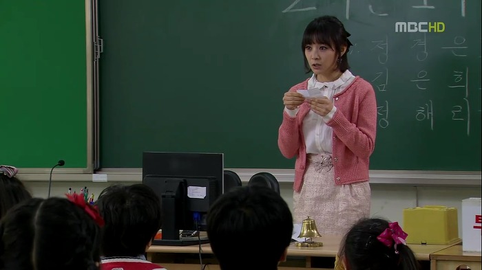 [지붕뚫고하이킥] 반장 정해리.jpg | 인스티즈