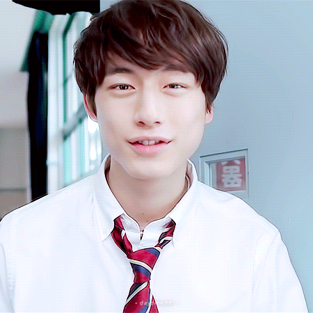 도죠머리(울프컷,샤기컷)말고 요즘 유행하는 스타일로 해주는 일본남자 대표 연예인 두명+도죠머리가 잘어울리는 배우 한명 | 인스티즈