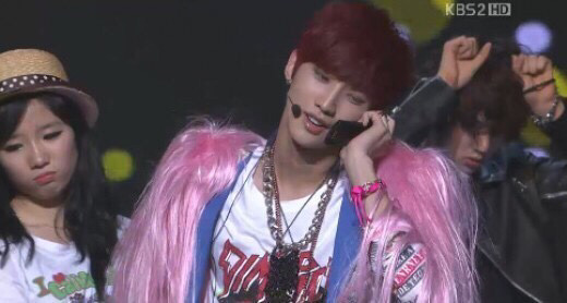 도대체 왜 이러는지 모르겠는 아이돌 코디 | 인스티즈