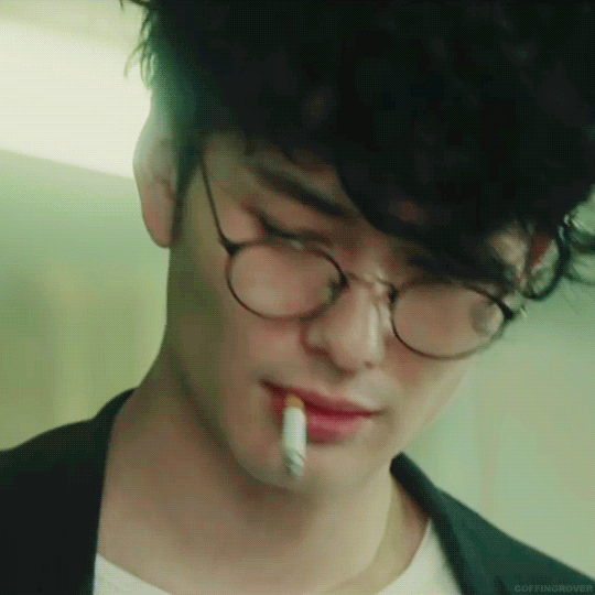 도죠머리(울프컷,샤기컷)말고 요즘 유행하는 스타일로 해주는 일본남자 대표 연예인 두명+도죠머리가 잘어울리는 배우 한명 | 인스티즈