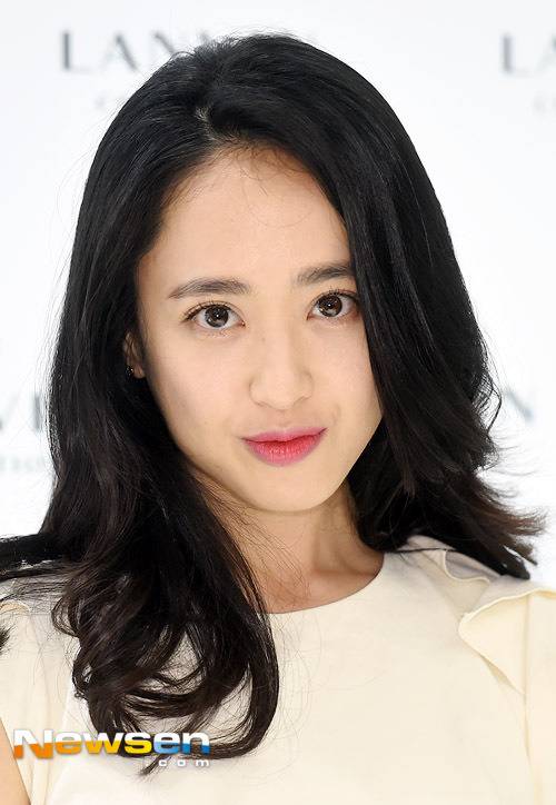 오늘자 김민정 | 인스티즈