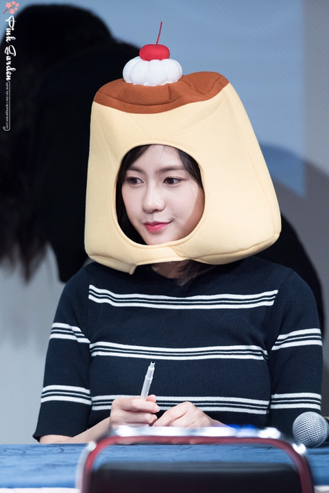 [에이핑크] 점심 먹고와서 하영이 | 인스티즈