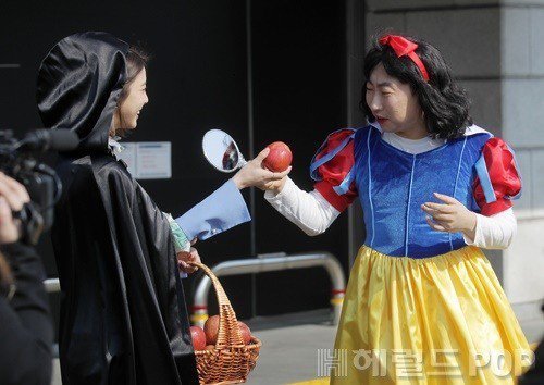 오늘자 박명수 백설공주 분장한 해투 출근길.jpg | 인스티즈