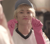 고3 앞에서 갑질하는 헨리.gif | 인스티즈