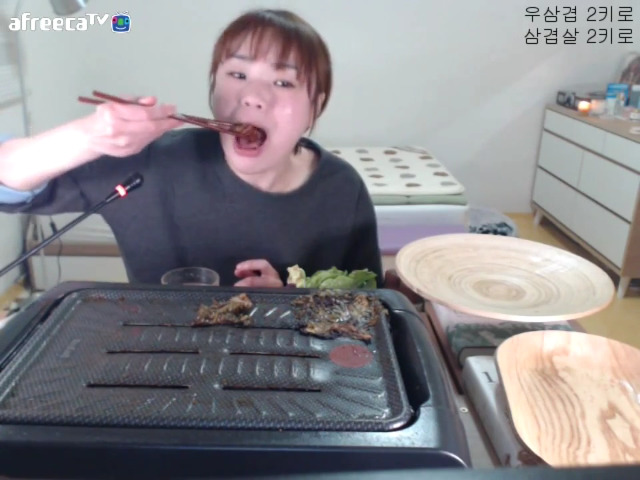 bj 입짧은 햇님 먹방 레전드 ㄷㄷ.jpg | 인스티즈