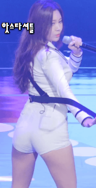 2018년 새해 첫 유라.gif | 인스티즈