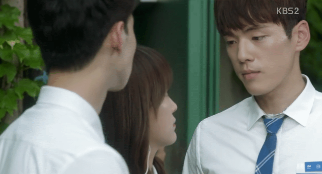 [학교2017] 좋아하는 여자애한테 초딩같이 질투하는 고딩.jpgif | 인스티즈