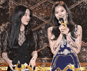 서로 꿀떨어지게 쳐다보는 트와이스 사나와 레드벨벳 아이린 | 인스티즈