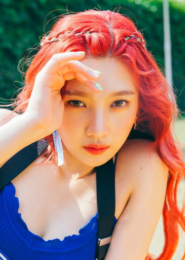 오늘자 실사판 인어공주같은 조이 .jpgif | 인스티즈