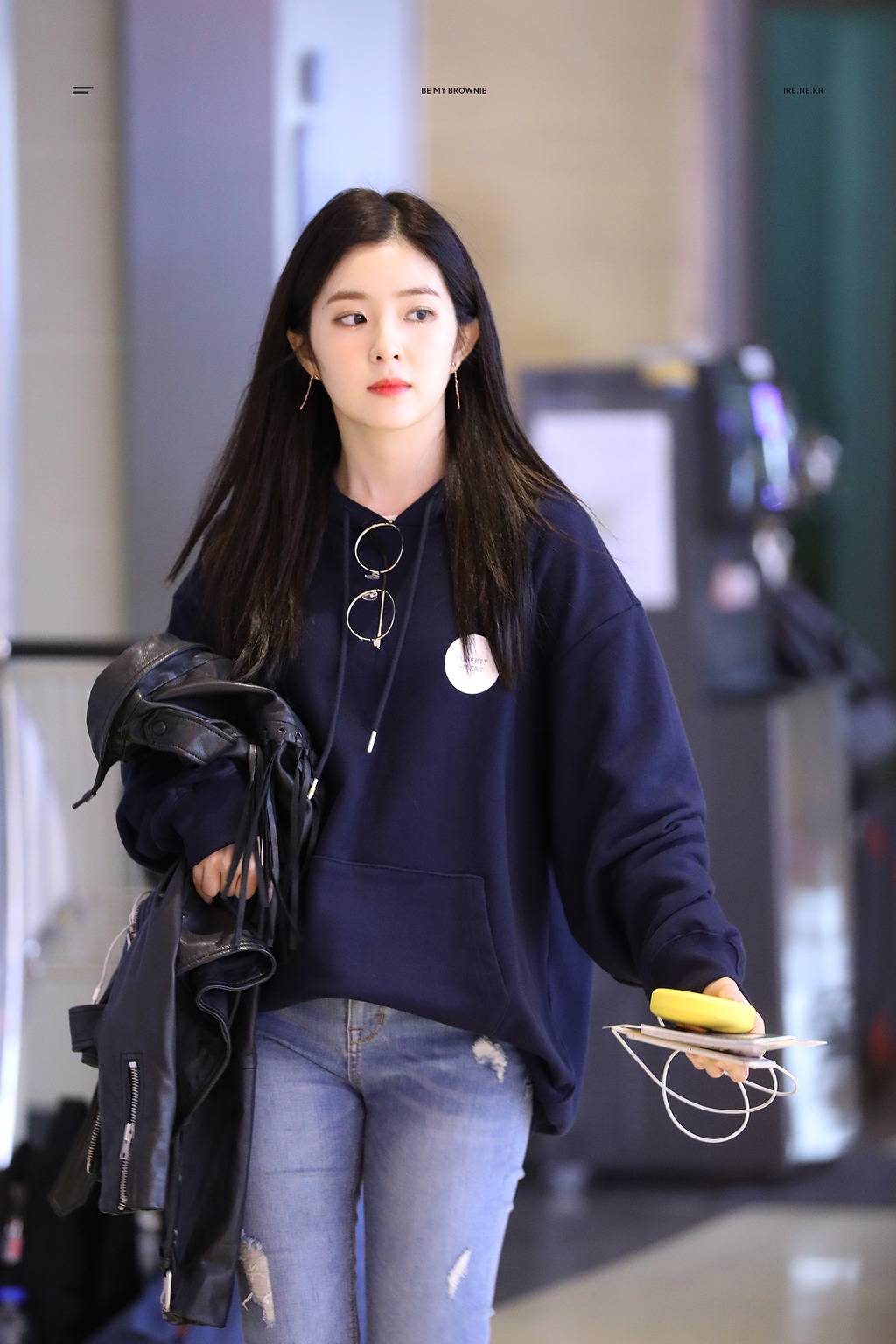 안경+머리 묶은 아이린.jpg | 인스티즈
